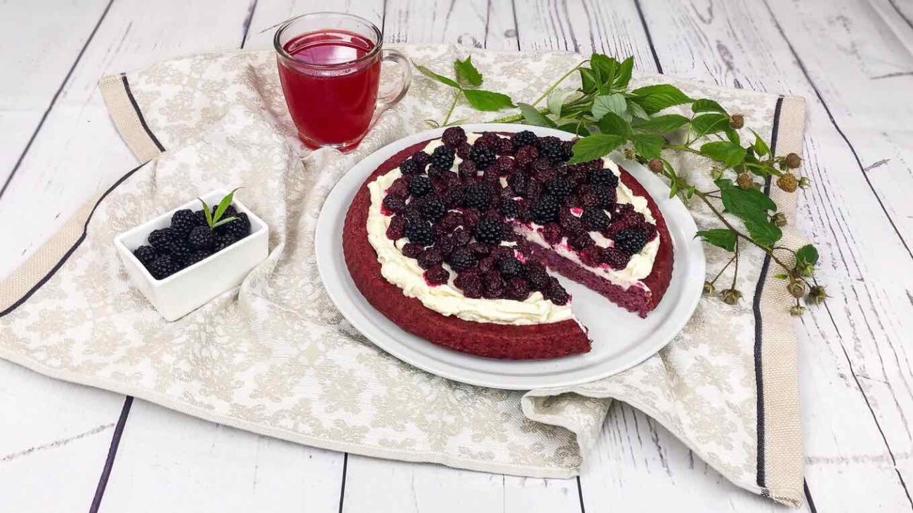Crostata morbida alle more e mascarpone